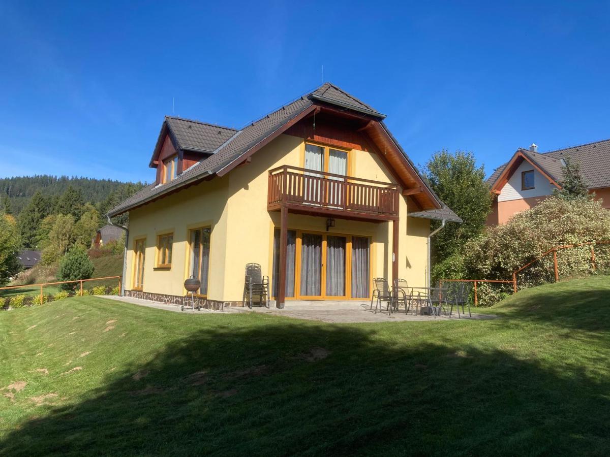 ליפנו נאד וויטאבו Villapark Lipno Dreams - Pet Friendly מראה חיצוני תמונה